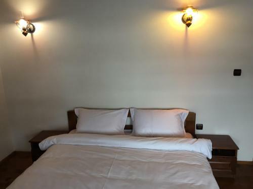 Hostal ?????????? ????