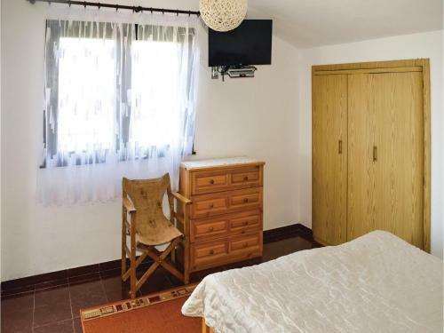 Three-bedroom Holiday Home In Sinemoretz