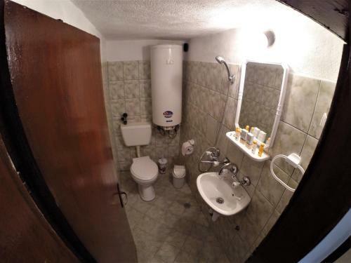 Hostal Guest Rooms Kostovi