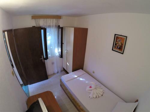Hostal Guest Rooms Kostovi