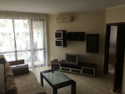 Apartment In Apolon 2