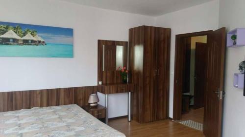 Private Apartment - Sunny House