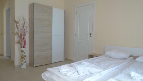 Akrotiria Beach Apart Complex