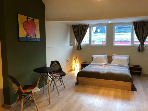 Hostal Skyler Guest House