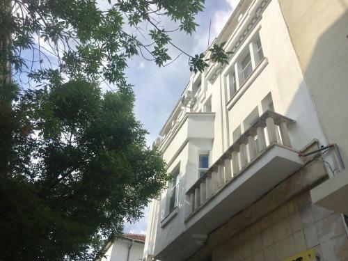 Hostal Skyler Guest House
