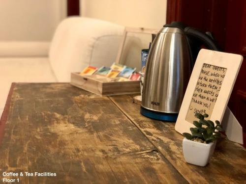 Hostal Skyler Guest House