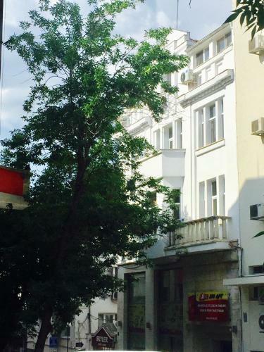 Hostal Skyler Guest House