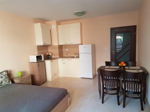 Veleka Apartments