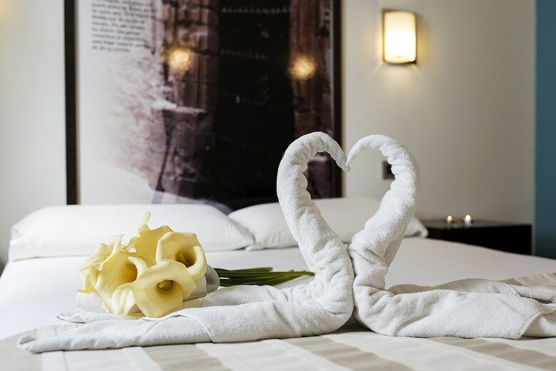 Hotel Hostal Aznaitin