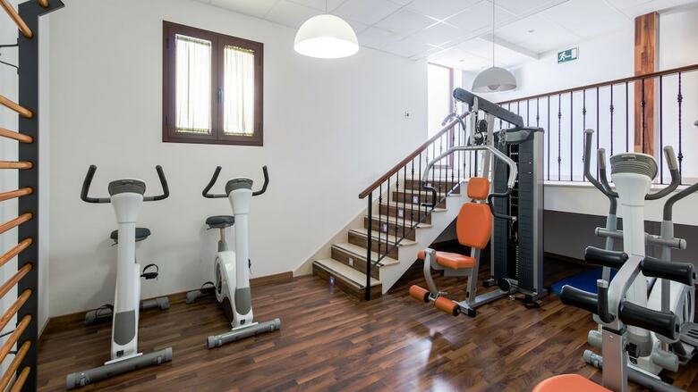 Hotel Hostal Aznaitin