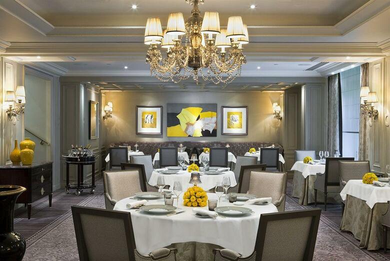 Hotel Shangri La Paris