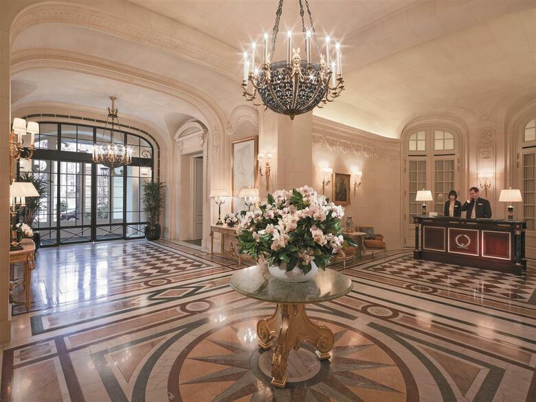 Hotel Shangri La Paris