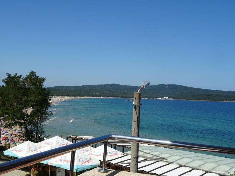 Hostal Dobrevi Guest House