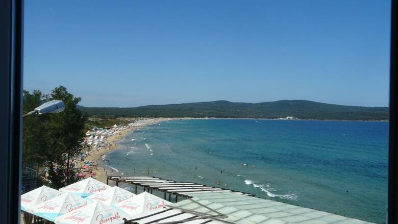 Hostal Dobrevi Guest House