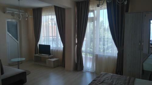 Hostal Guest House Adriya