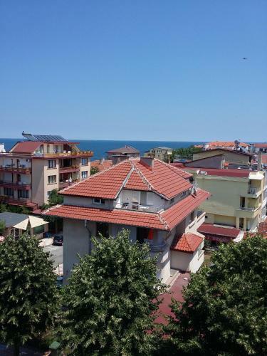 Hostal Guest House Adriya