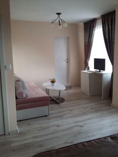 Hostal Guest House Adriya