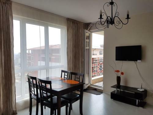 Mellia 4 Apartment