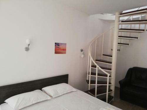 Hostal Siana House
