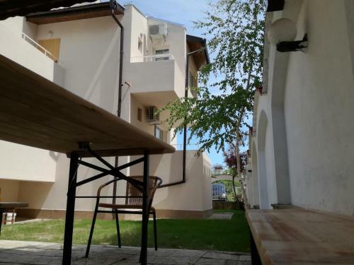 Hostal Siana House
