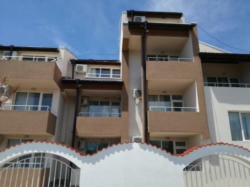 Hostal Siana House