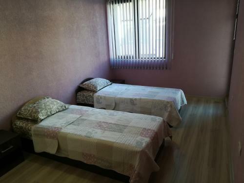 Ideal Center Apartment