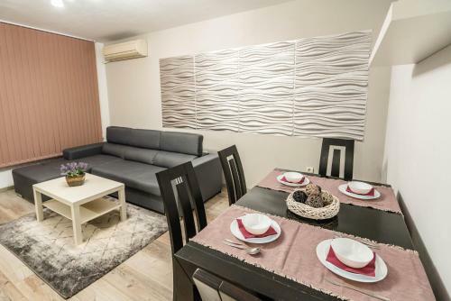 Babylon Apartment