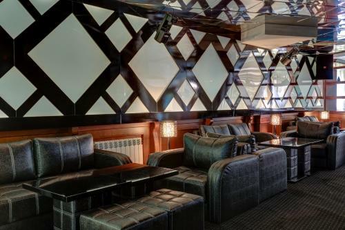 Shiroka Laka Hotel