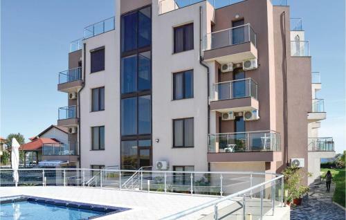 One-bedroom Apartment In Sinemorets