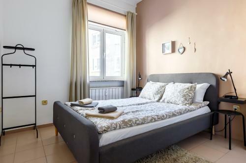 Apartment 11