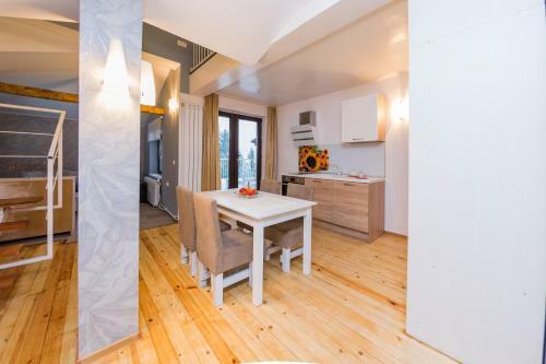 Hostal Guest House Alina