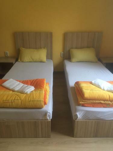 Hostel 123