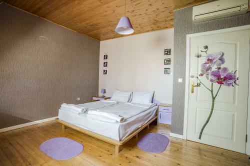 Sofia Esenss Two-level Apartment