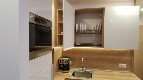 Select Apartment