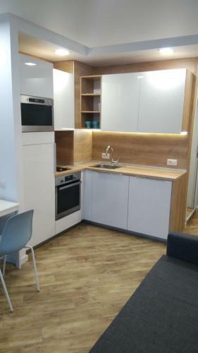 Select Apartment