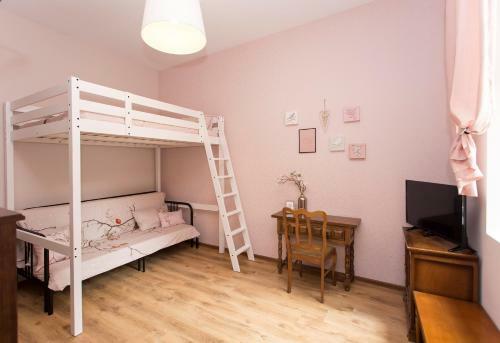 Hostal Nice Place Guest House Grafa