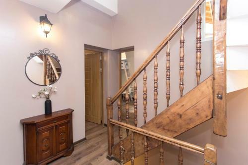 Hostal Nice Place Guest House Grafa
