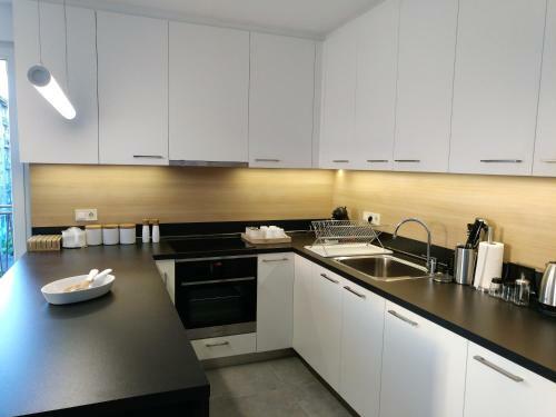 Baratero Opera Apartments