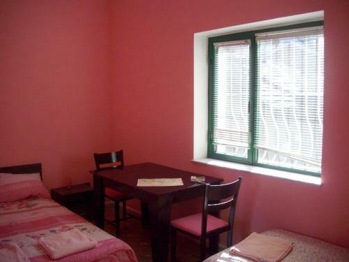 Hostal Guest House Tha Place