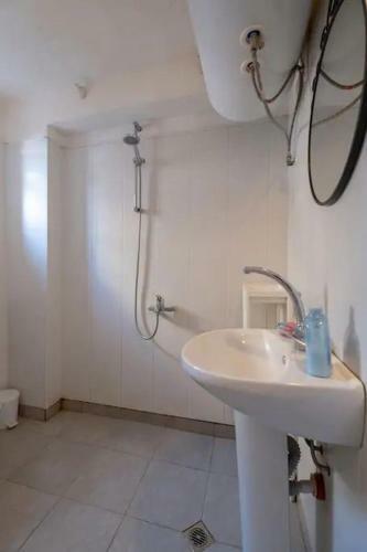 Cool Central Apartment