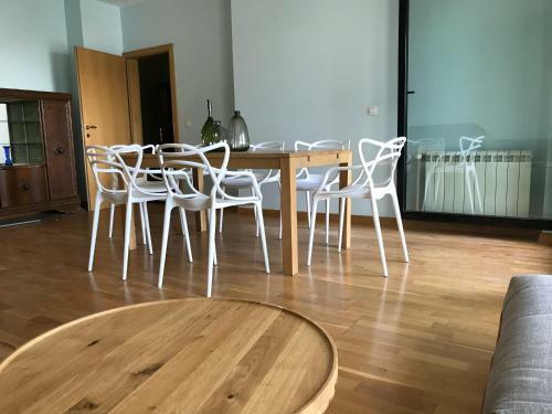 3 Bdr Luxury Apartment For 8 People