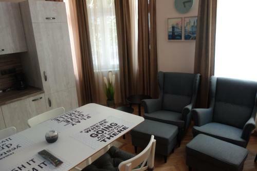 Hostal Sofia Place House