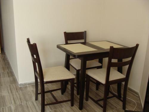 Apartments Georgos