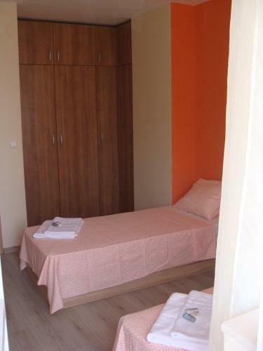 Apartments Georgos