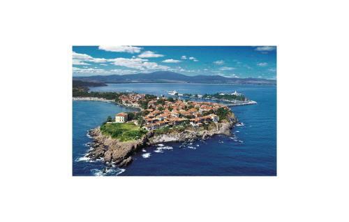 Four-bedroom Apartment In Sozopol