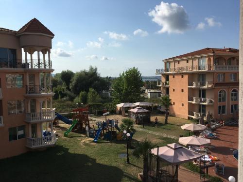 Hasienda Beach Apartments
