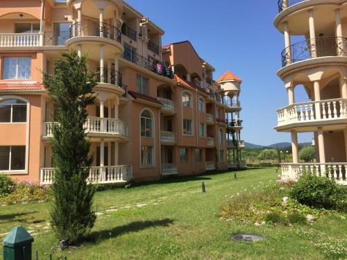 Hasienda Beach Apartments