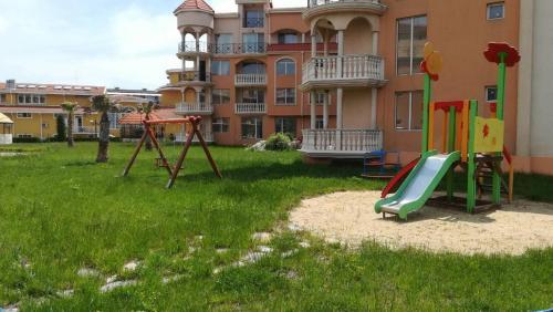 Hasienda Beach Apartments
