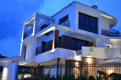 Villa Luxury House On Buzhaka