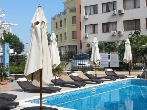 Lucky Apartments In Horizont Complex